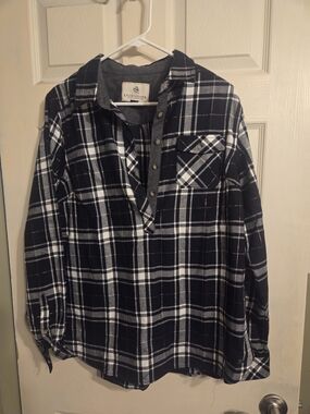 Legendary Whitetails Black & White Plaid Pullover Shirt